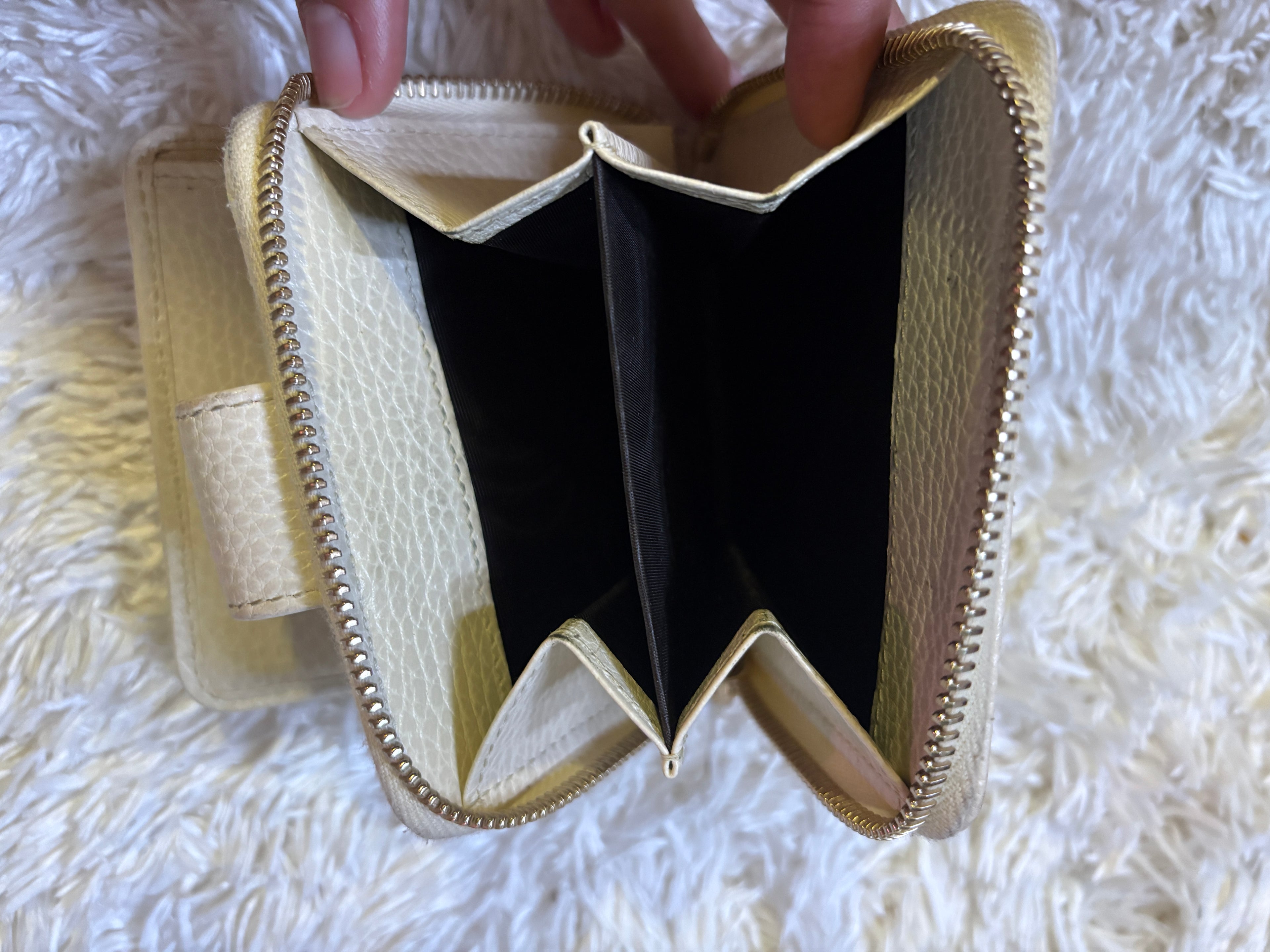 Gucci Beige GG Canvas Wallet with Cream Leather Trim